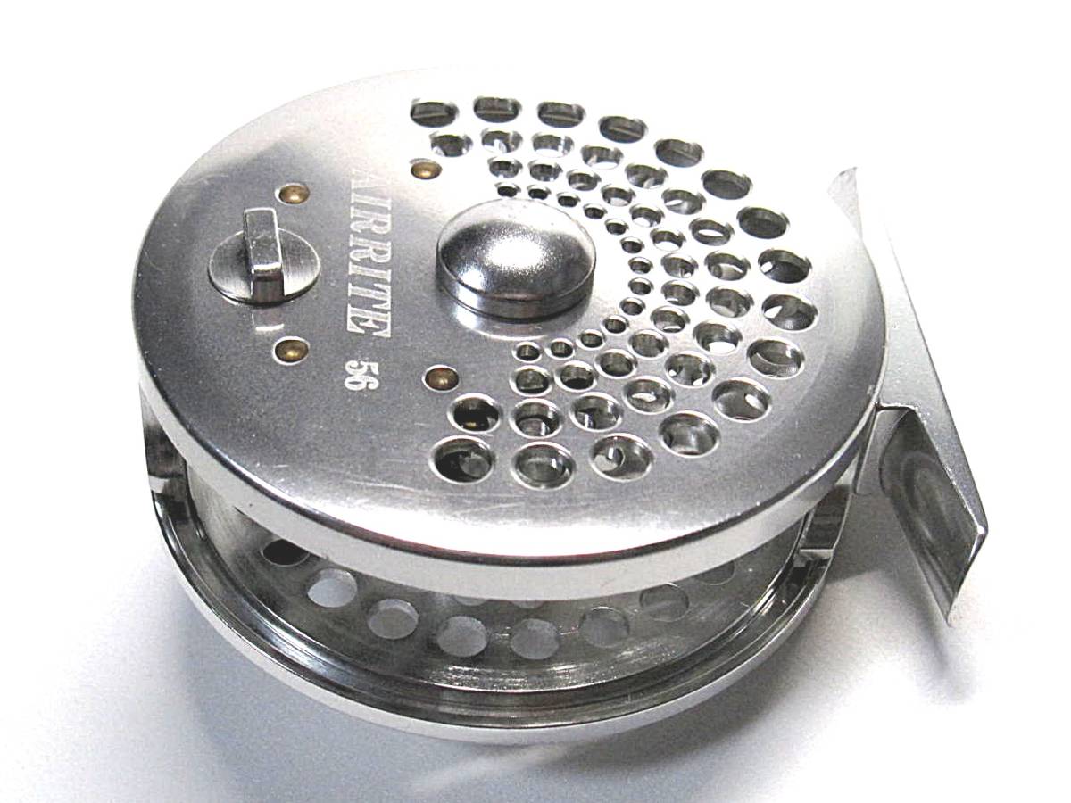 AXISCO AIRRITE 56 フライリール