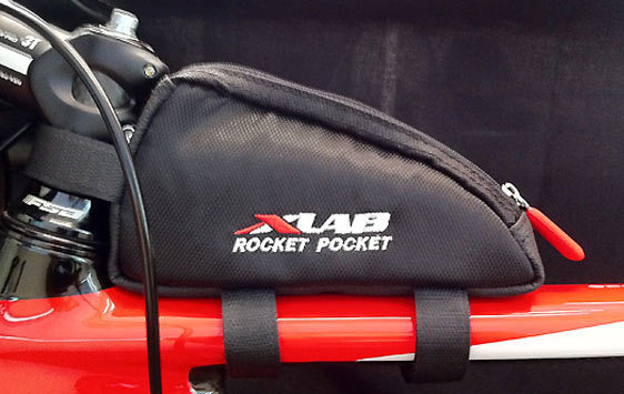  XLAB Rocket ポケット トップチューブ上の補給食入れ ブラック 容量約350ml ネコポス発送可(サドルバッグ)｜売買されたオークション情報、yahooの商品情報をアーカイブ公開 - オークファン サドルバッグ
