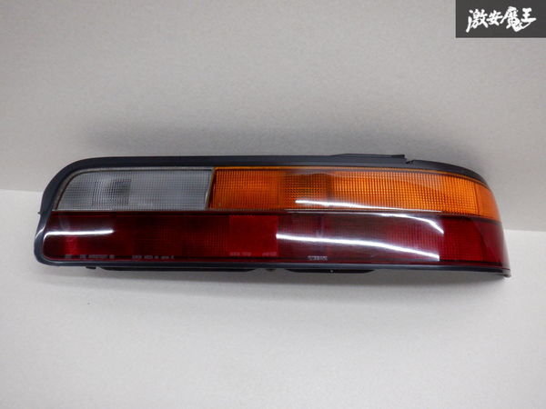 日産純正 S13 シルビア テールライト テールランプ 右側 運転席 IKI