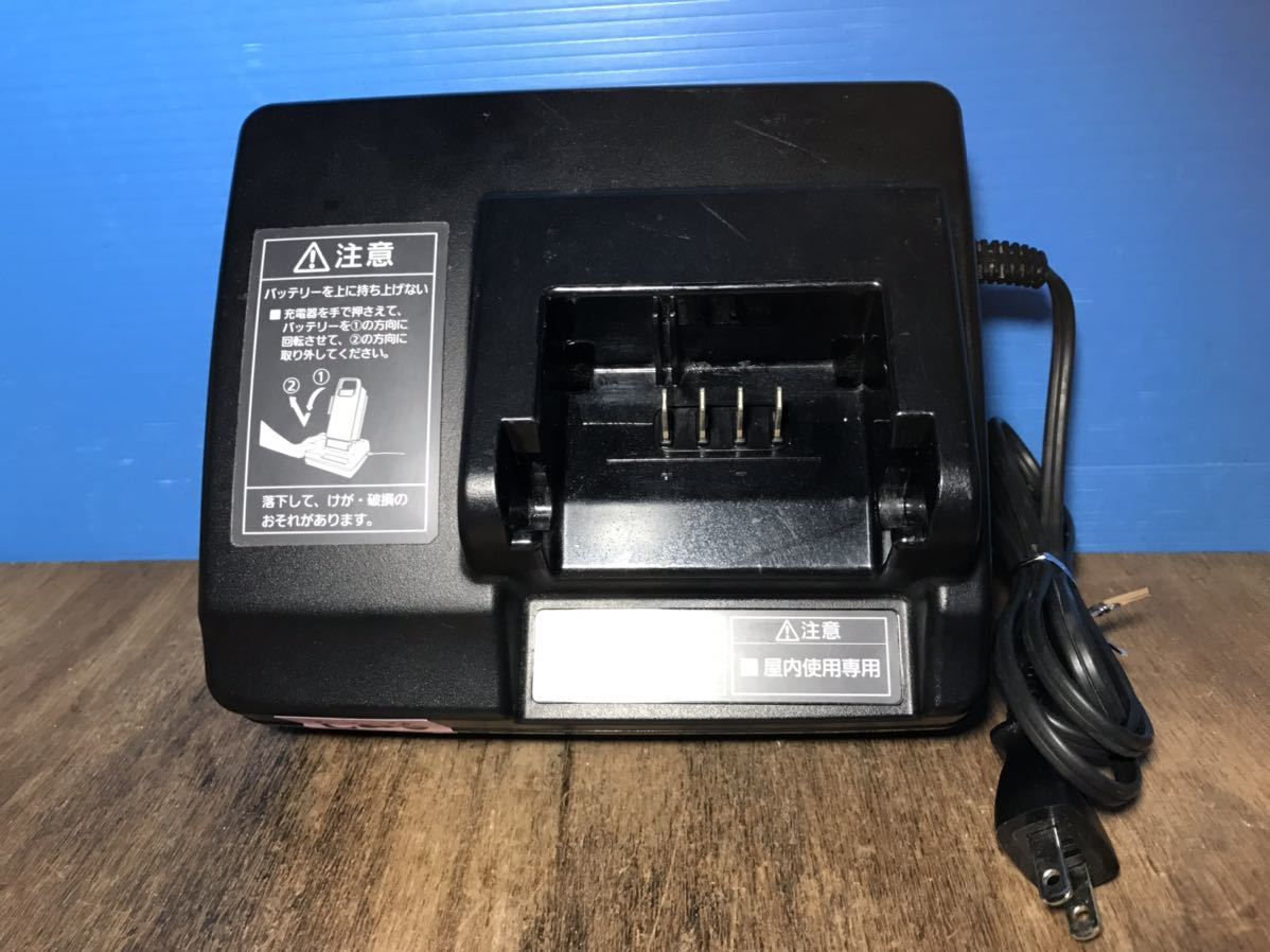 E228 NKJ069Z1 Panasonic パナソニック電動自転車用バッテリー充電器