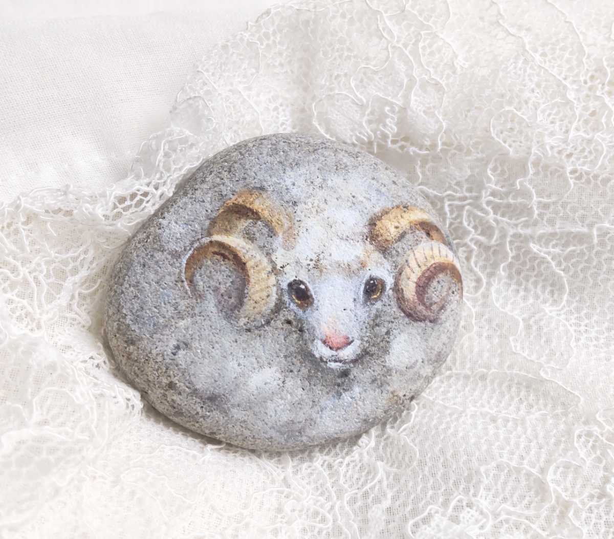 Saburina 手描きイラスト 動物画 羊 手描きイラスト ロックアート ペーパーウェイト ヒツジ ひつじ 置物 オブジェ 売買されたオークション情報 Yahooの商品情報をアーカイブ公開 オークファン Aucfan Com