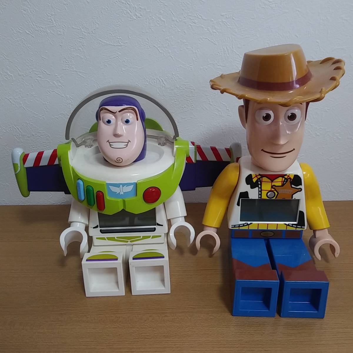 ☆ディズニー トイストーリー ウッディ バズライトイヤー置き時計/LEGO☆
