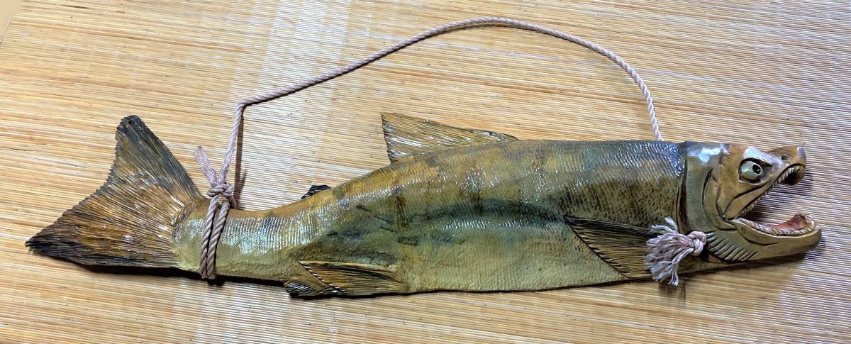 美品 レア 一本彫り 木彫り 鮭 サケ 樫の木 アイヌ オブジェ サイズ 
