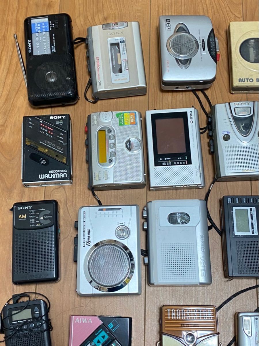ポータブルカセットプレーヤー／ソニー・パナソニック・アイワ・他／23台まとめ売り SONY AIWA Panasonic カセットウォークマン ポータブルカセット