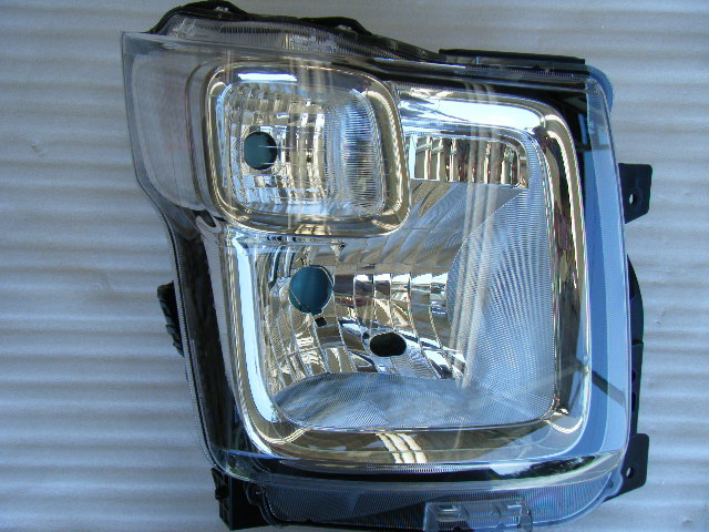 超激得，定番 小傷あり KOITO 100-59374 右 ヘッドライト ワゴンR MH35S ハロゲン 35120-63S00 純正(ヘッドライト)｜売買されたオークション情報、yahooの商品情報をアーカイブ公開 - オークファン スズキ用