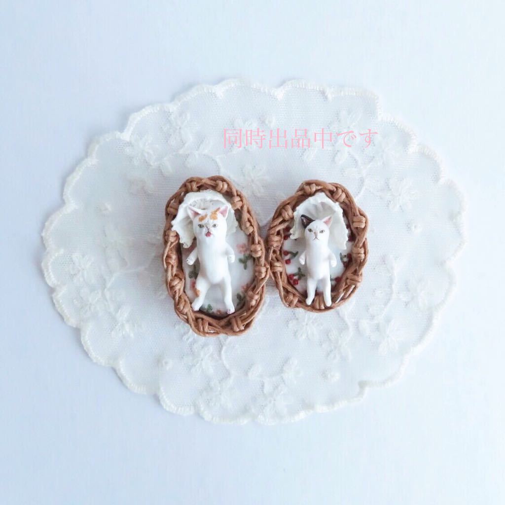 ハンドメイド 籠入り舌出し猫 粘土 人形 猫 ドールハウス ミニチュア 刺繍 ドールハウス 売買されたオークション情報 Yahooの商品情報をアーカイブ公開 オークファン Aucfan Com