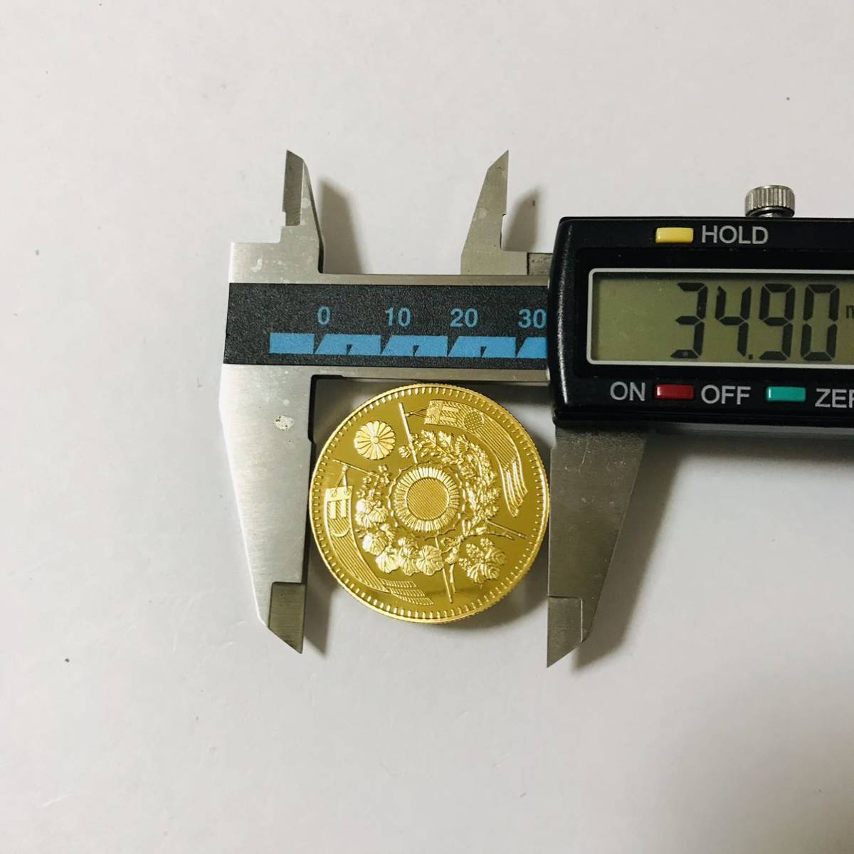 二十圓 大日本 明治3年 菊の御紋 大型金貨 古錢 3直径34.90mm 重目 