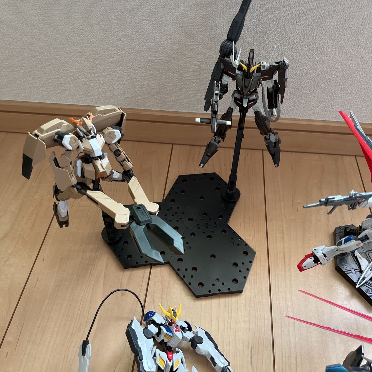 ガンプラ　その他グッズ　大量　まとめ売り　ジャンク　プレバン　旧キット　hg HG ガンプラ 12体 ジャンクセット｜Yahoo!フリマ（旧PayPayフリマ
