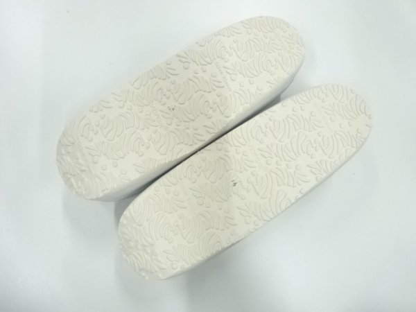 862408# 【1円～】和装小物新品　菱屋謹製　CALEN BLOSSO　無地感　CAFE ZORI(Mサイズ) 菱屋謹製 カレンブロッソ 菱屋の通販 菱屋カレンブロッソ公式オンラインショップ | 「鯛