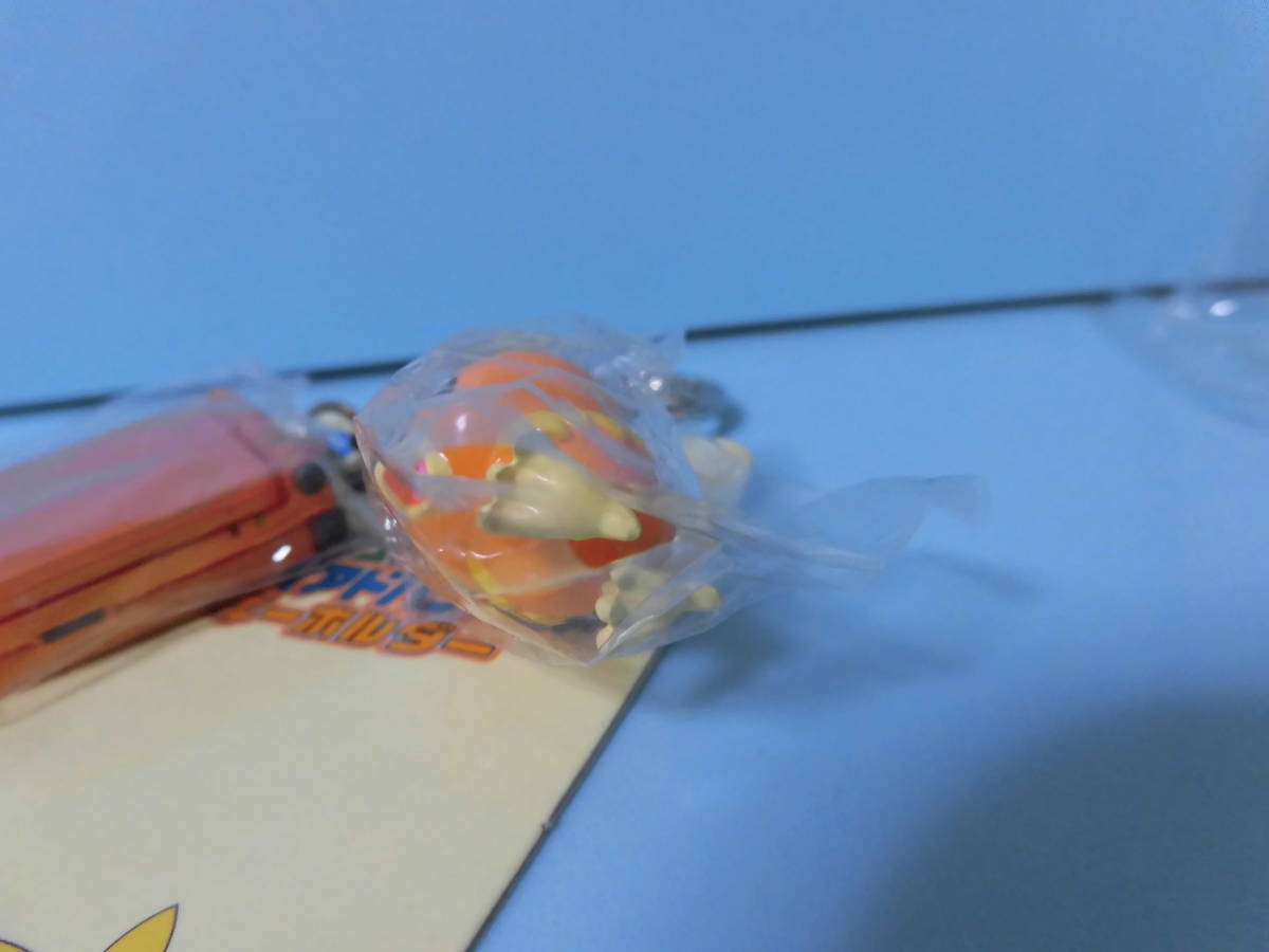 ポケモン フィギュア＆ゲームボーイアドバンスSP ツインキーホルダー