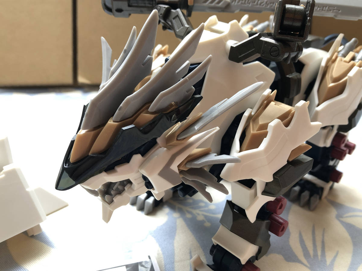 【中古】ゾイドジェネシス：ムゲンライガー：タカラ　トミー　ZOIDS　メカ生体