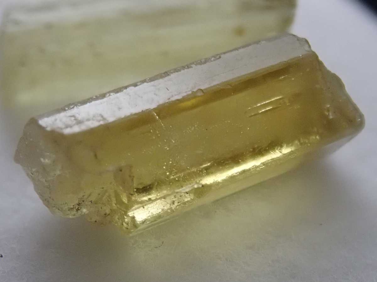 宝石質 ヘリオドール ゴールデンベリル 緑柱石 原石 標本