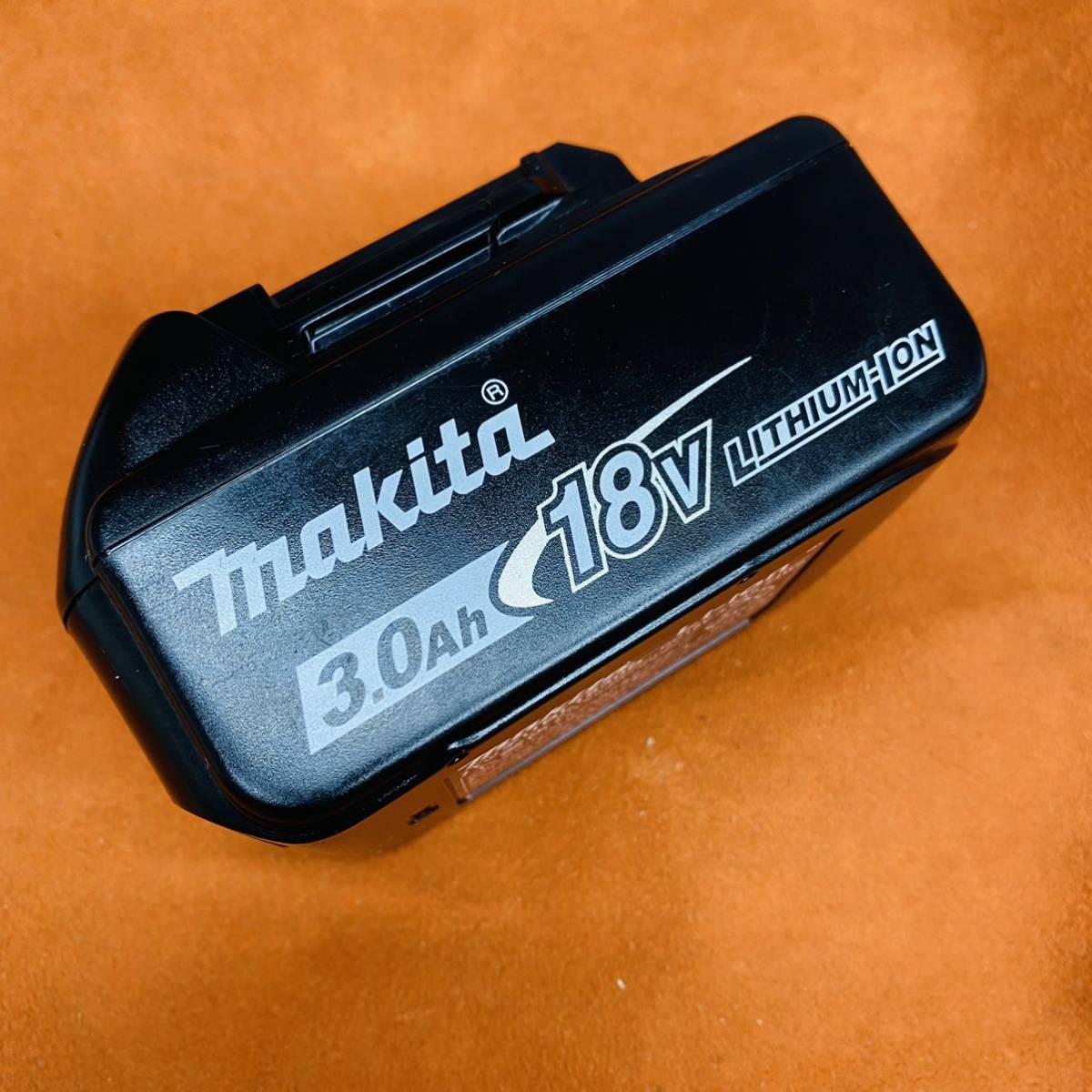 超美品！純正品 マキタ makita 18vリチウムイオンバッテリー 3.0Ah 