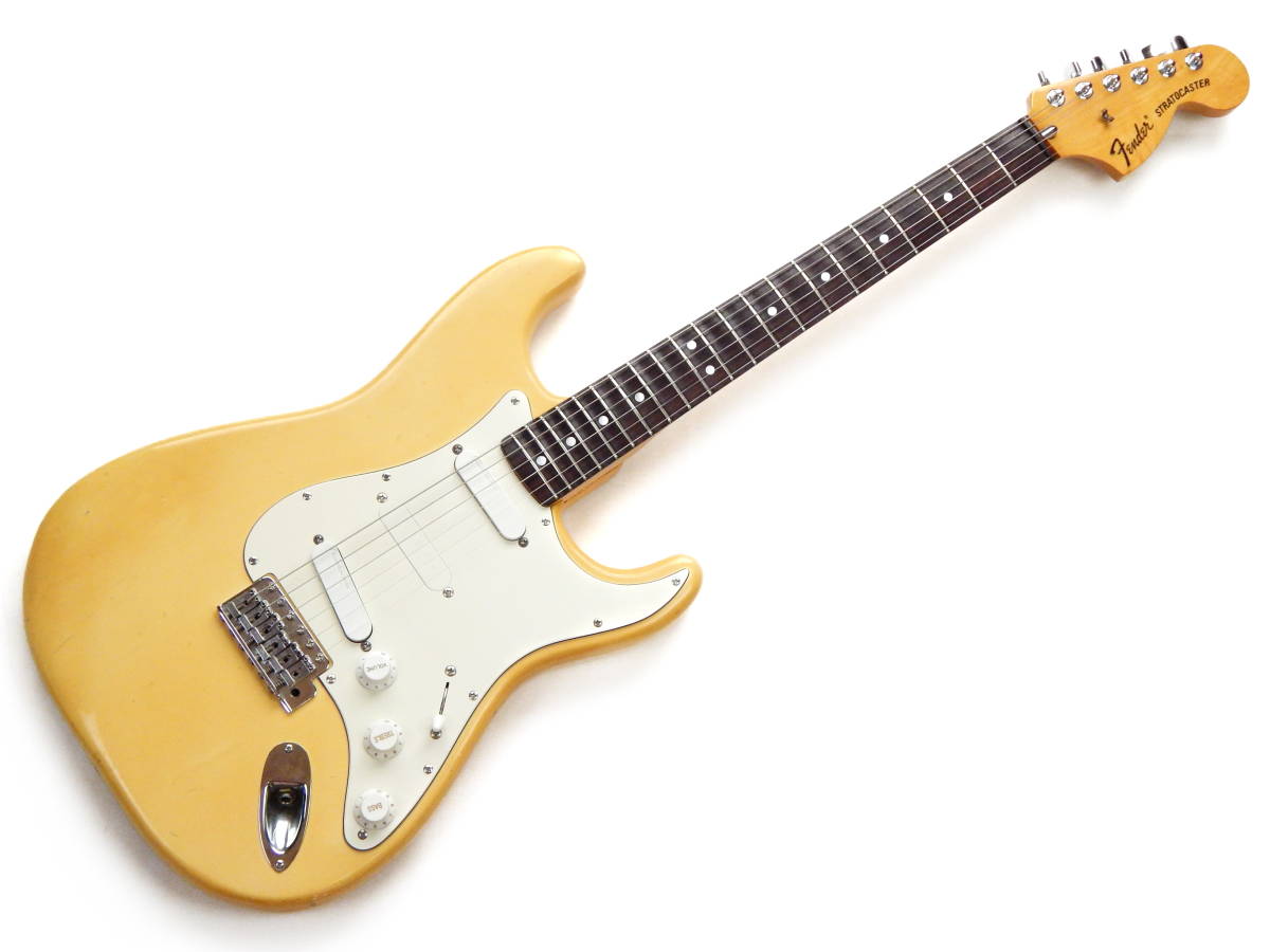 Fender Japan Stratocaster リッチー・ブラックモア 展示品 Fender