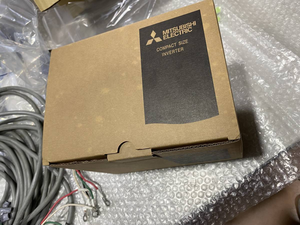 FR-D720-0.2K 三菱電機 | 汎用インバータ インバータ FREQROL-D700 