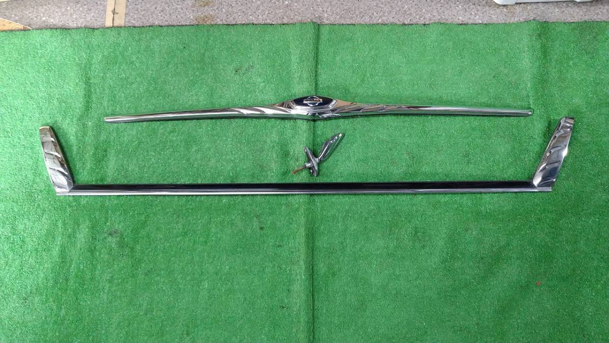 プレジデント JHG50 G50 ソブリン 後期 純正 メッキ トランクモール 