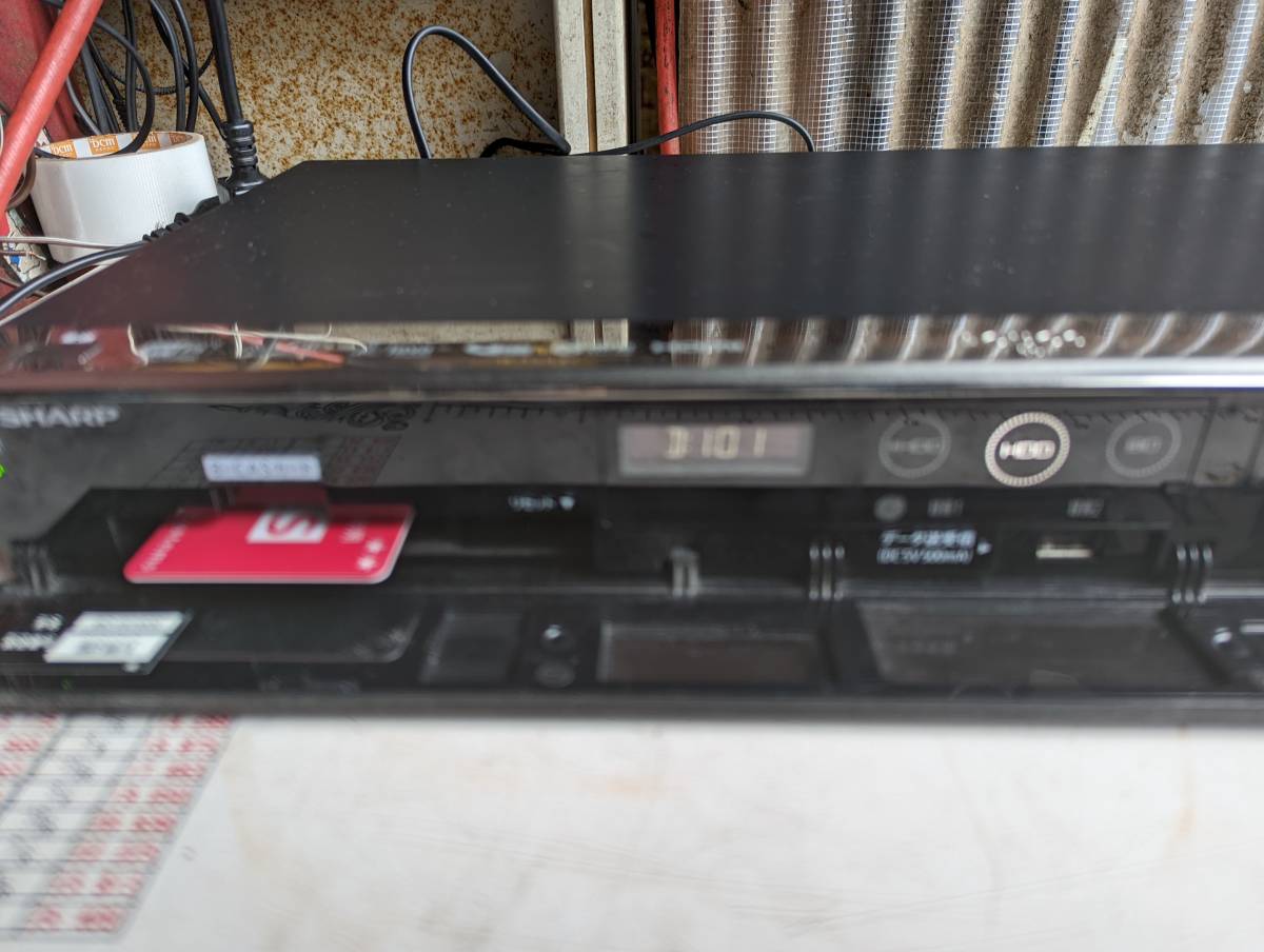 SHARP AQUOS BD-W1600 HDD/BDレコーダー 1TB 2チューナー 2014年製