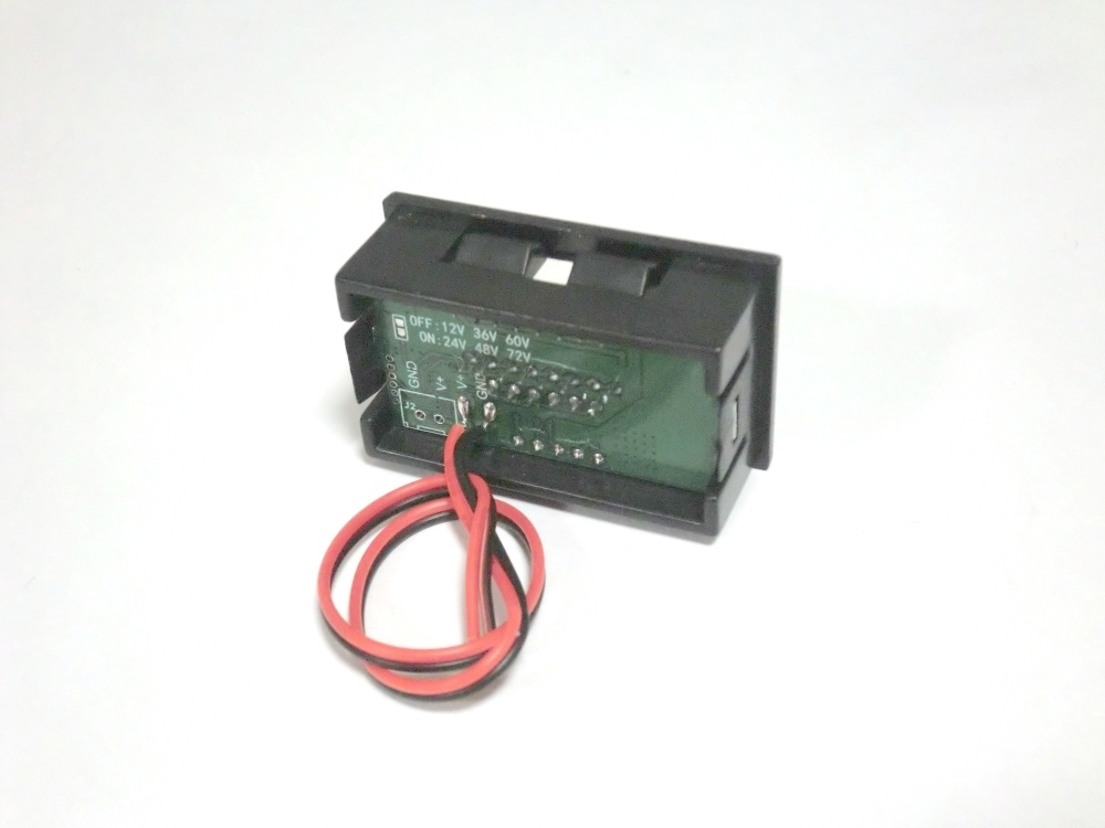 最安 バッテリーメーター 電圧計 残量計 小型シンプル黒 2 バッテリーモニター ｌｅｄ表示 車 バイク保管車両に装着 追加メーター 売買されたオークション情報 Yahooの商品情報をアーカイブ公開 オークファン Aucfan Com