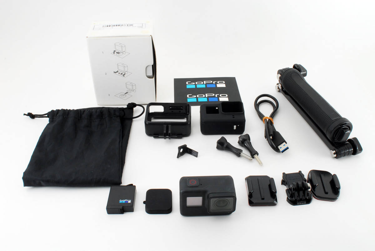 GoPro HERO7 【付属品多数】 GoPro HERO7 BLACK アクセサリー多数付属 GoPro HERO 7 BLACK 付属 【 GoPro Hero 7 Blackと多数のアクセサリー