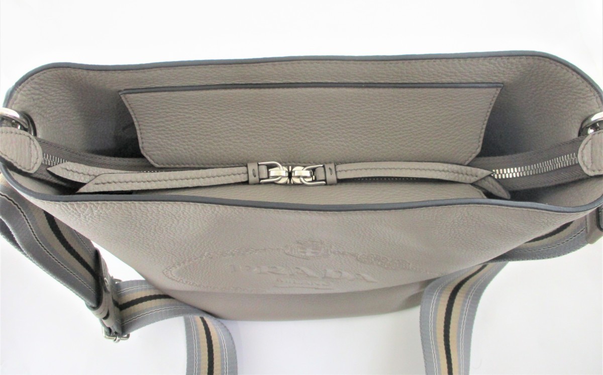 ◇極美品 PRADA プラダ 1BE023 2E8K ショルダーバッグ VITELLO PHENIX  