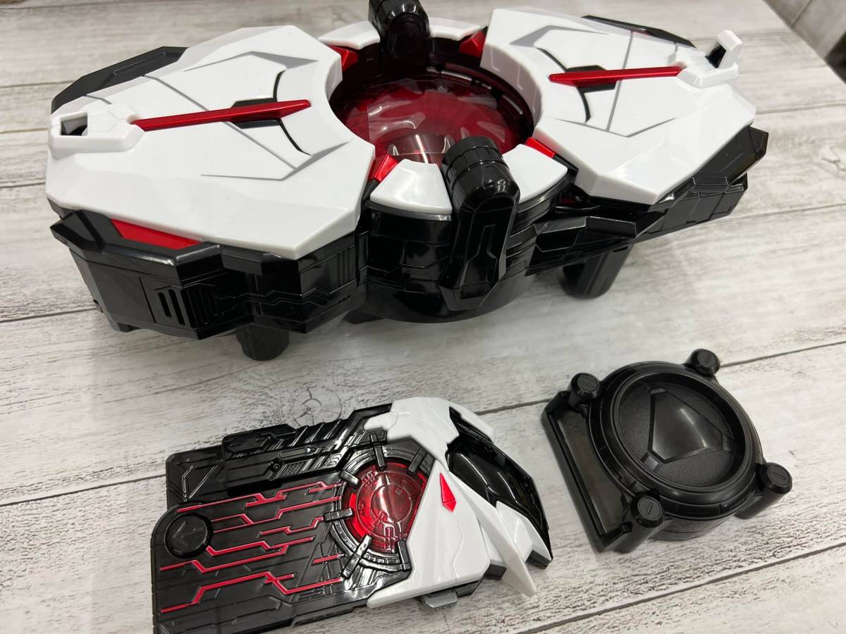 〇 変身ベルト DXアークドライバー 仮面ライダーゼロワン プレミアム 