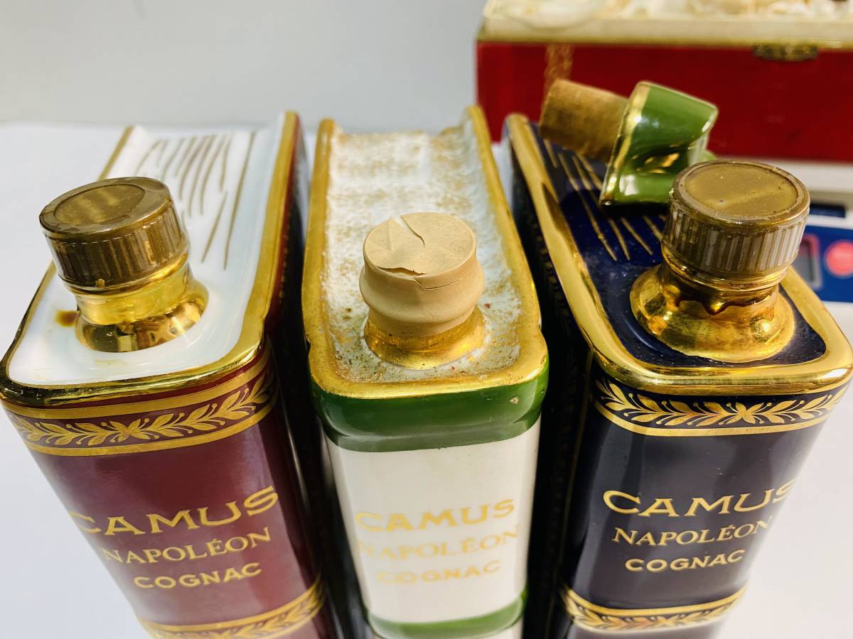 未開栓古酒 CAMUS カミュ バカラ 宝箱 700ml Alc.40% 1円スタート カミュ CAMUS バカラボトル 宝箱 ナポレオン ブック