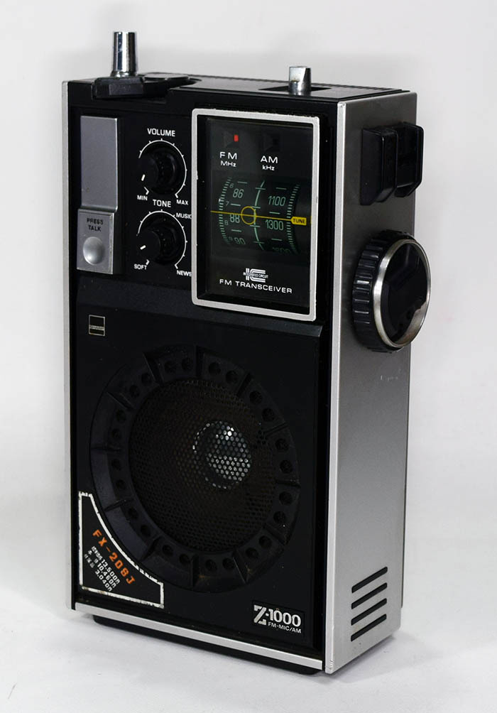 SHARP Z-1000 FX-208J band sharp ラジカセ レトロ SHARP Z-1000 FM 