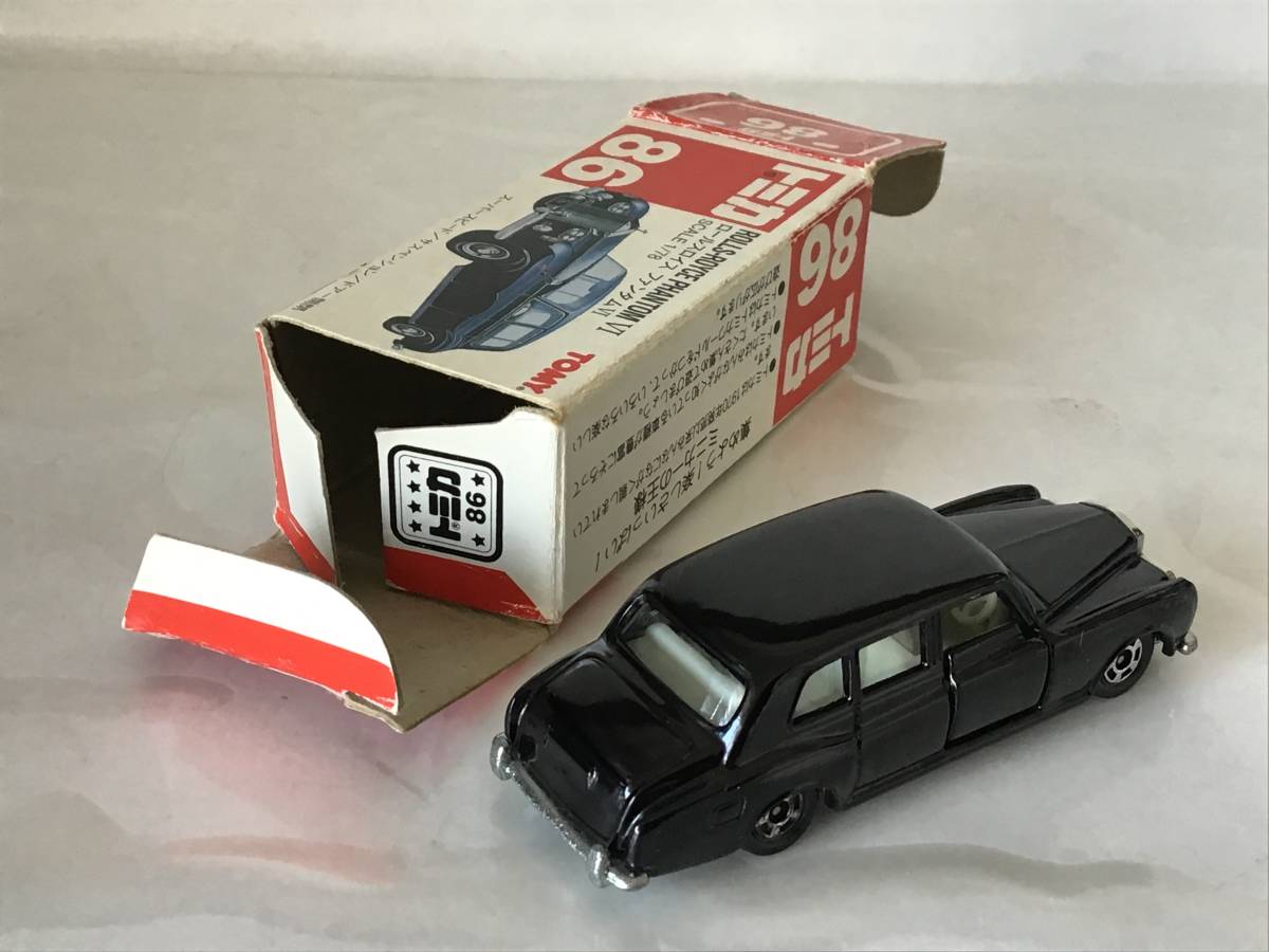 未開封　TOMICA　トミカ　ロールスロイス　黒色 未開封 TOMICA トミカ ロールスロイス 黒色 未開封 TOMICA トミカ