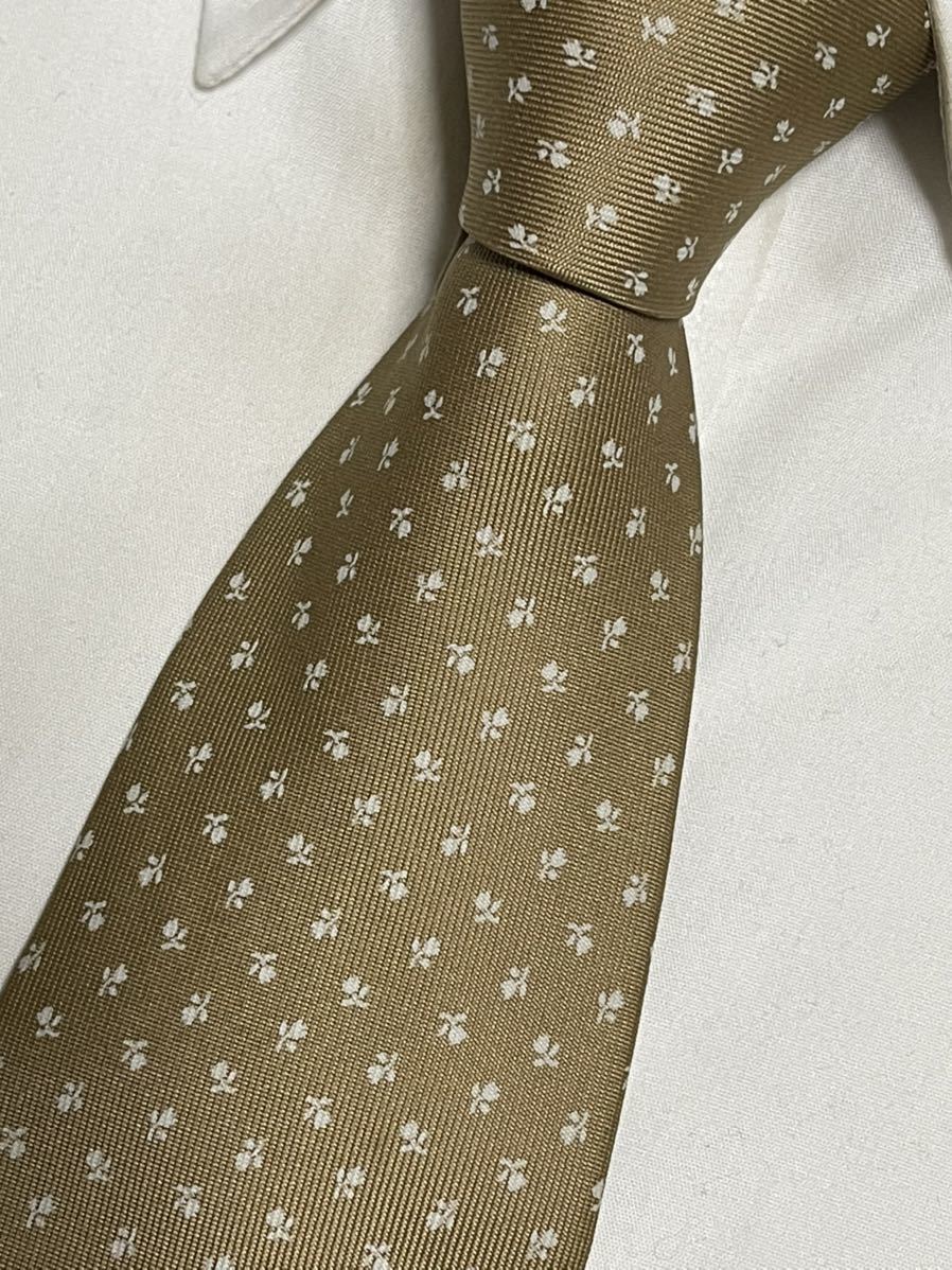 ほぼ未使用 ″Stefano bigi″ ステファノビジ 小花 ブランドネクタイ 205420