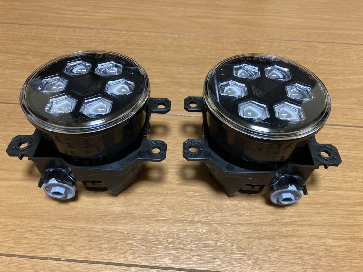スバル フォレスター x-break用純正LEDフォグランプ (スバル用)｜売買 