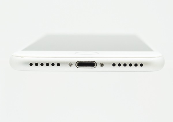 ◇【docomo/Apple】iPhone 8 64GB SIMロック解除済み MQ792J/A