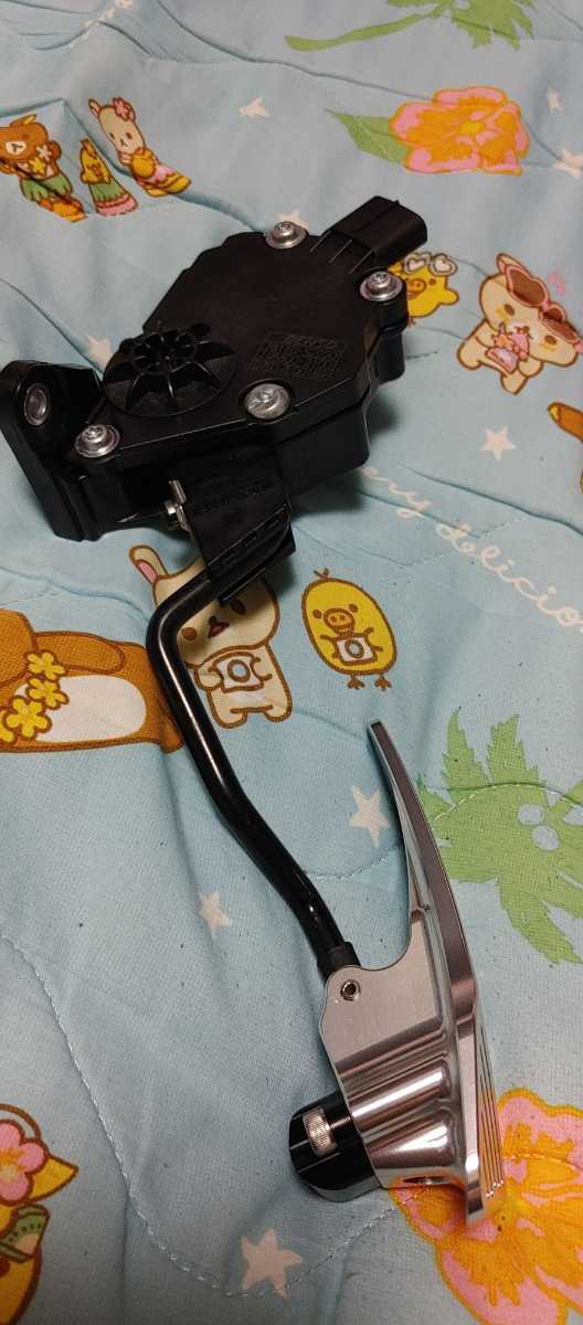 NEOPLOT /ネオプロト「アクセルペダルNEO NP71121」（中古）です。 CH