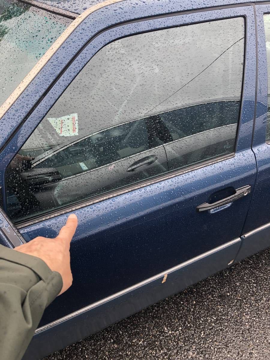 W124 シーリングレール　フロントドア　左右SET　1247250165