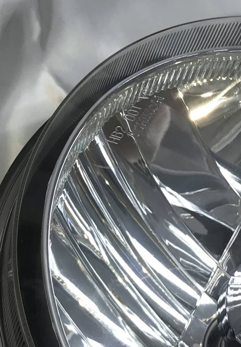 □№84 TOYOTA トヨタ FJクルーザー 左 ヘッドライト ヘッドランプ