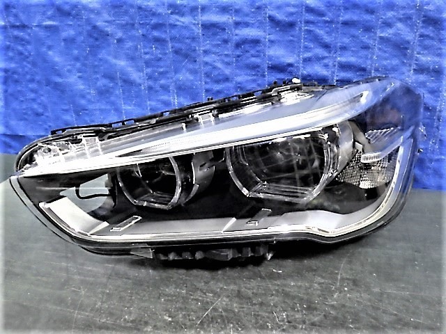 3509 BMW X1 F48 前期 左ライト LED 90146783 63.11-7495005-03 美品
