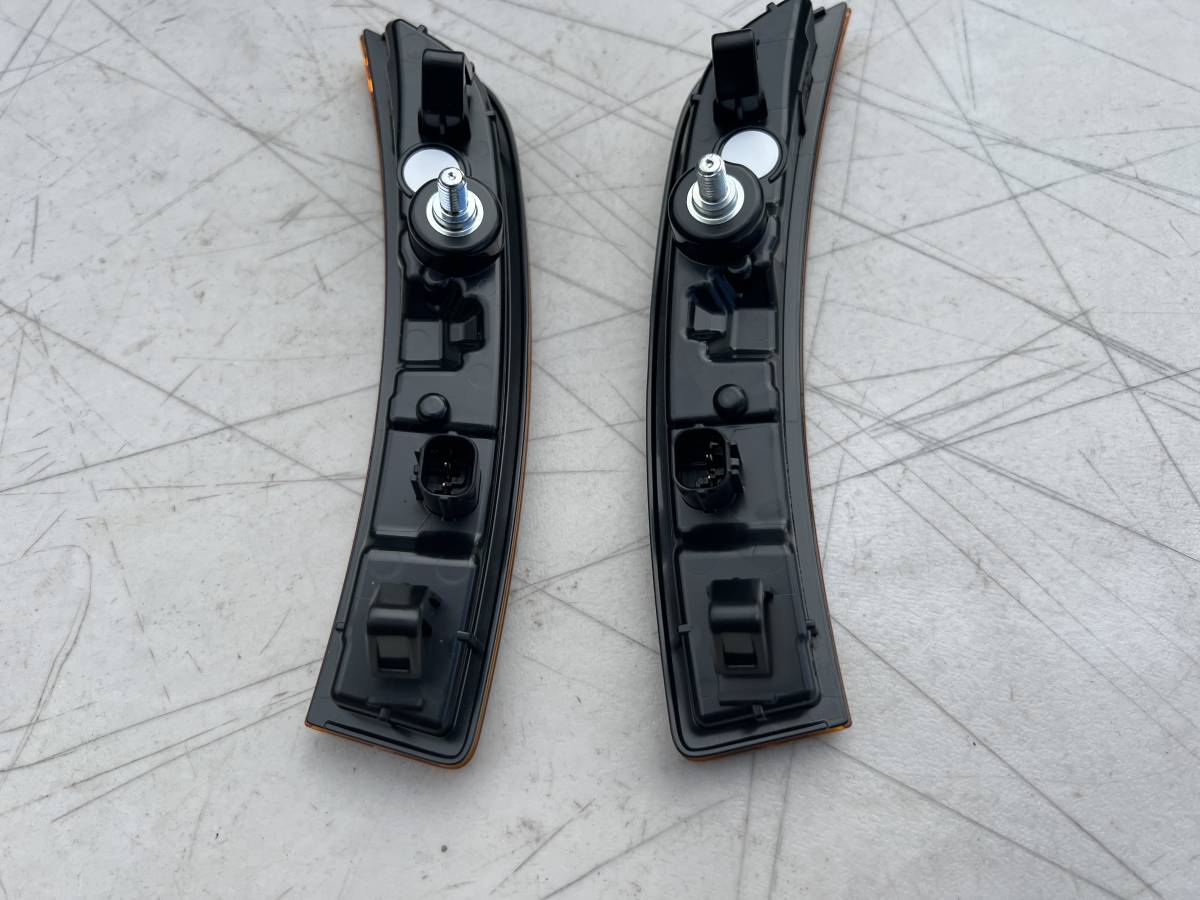 US toyota 純正 GR86 フロントサイドマーカー 左右 ZN8 USDM BRZ ZD8