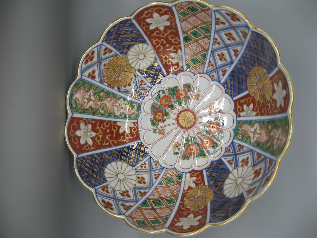 古伊万里 奇玉宝鼎之珍 金彩色絵 花草文 輪花　向付　菊　大聖寺伊万里　ニュウ 古伊万里 奇玉宝鼎之珍 金彩色絵 花草文 輪花 向付 菊 大聖寺伊万里