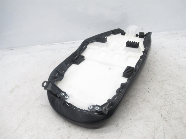 スズキ グラストラッカー ビッグボーイ G1R4-0329 実動 CDI イグナイタ リアフェンダー | 京都 Grasstracker グラストラッカービッグボーイ NJ4DAの諸元 フロントホイール – Wikipedia