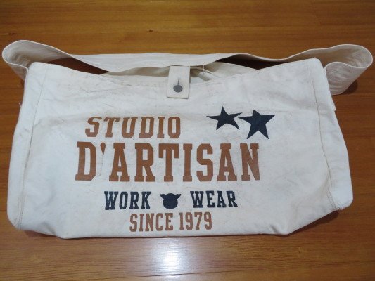 ステュディオダルチザン　ニュースペーパーバッグ STUDIO ダルチザン D'ARTISAN D'ARTISAN&frasl;ステュディオ・ダ・ルチザン」デニムニュース ニュースペーパーバッグダック 大容量！デニムバッグ