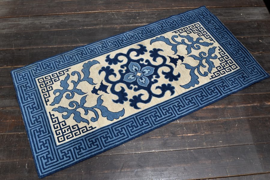 蔵c8988c】古い緞通 段通 敷物 絨毯 木綿 堺赤穂鍋島(ラグ一般)｜売買