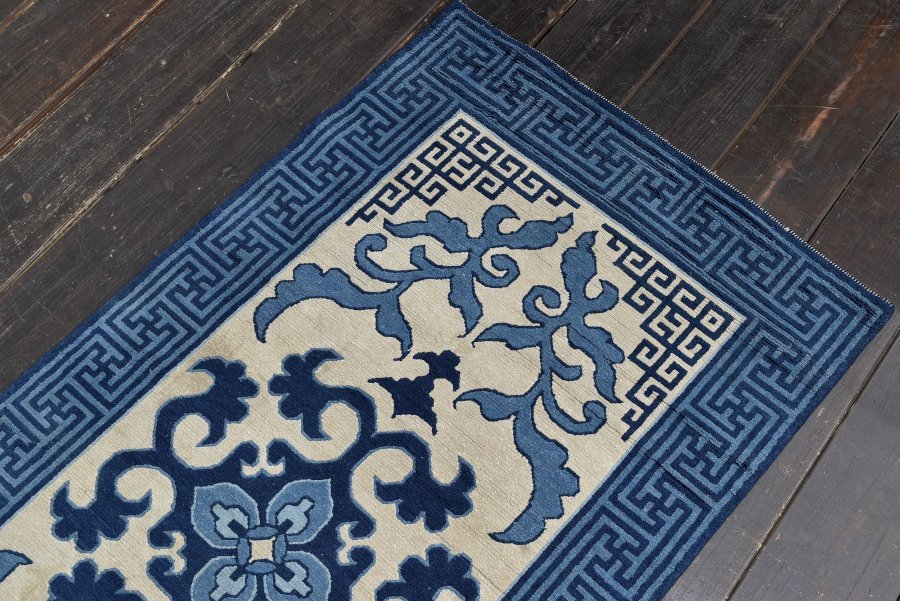 蔵c8988c】古い緞通 段通 敷物 絨毯 木綿 堺赤穂鍋島(ラグ一般)｜売買