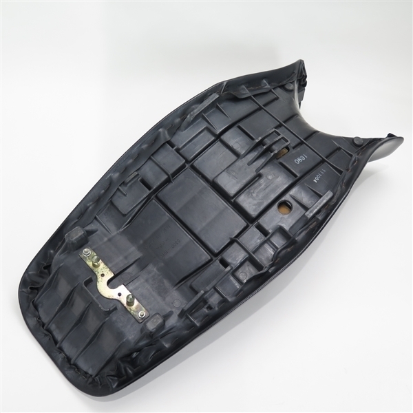 &be 8点セット 販売特売中 ♪ZZR1100/ZXT10D 純正 シート(K0418A14) D型/逆車