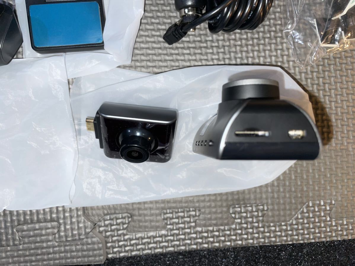 3カメラ・4K　ドライブレコーダー AZDOME M550　前後・室内カメラ　3カメラ同時録画 wifi搭載 GPS 難あり ジャンク？_9