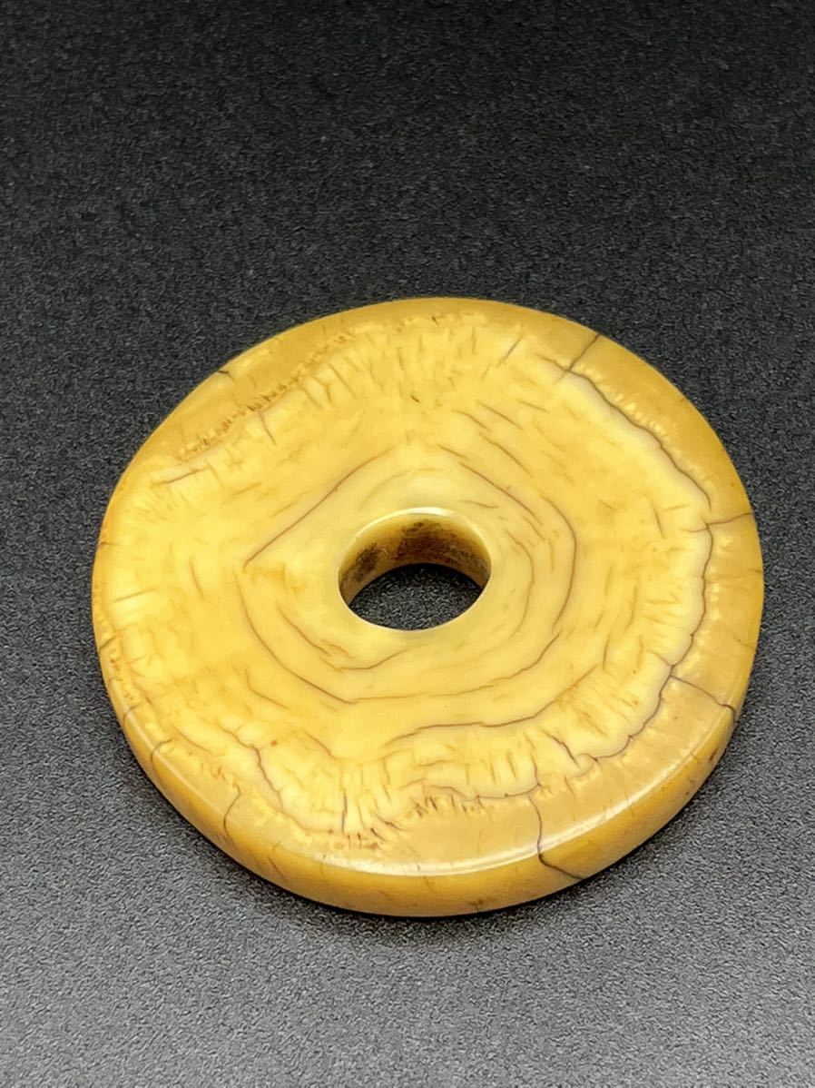 ウニコール 饅頭根付 彫刻 提げ物 置物 時代 根付 ウニコール 提げ物