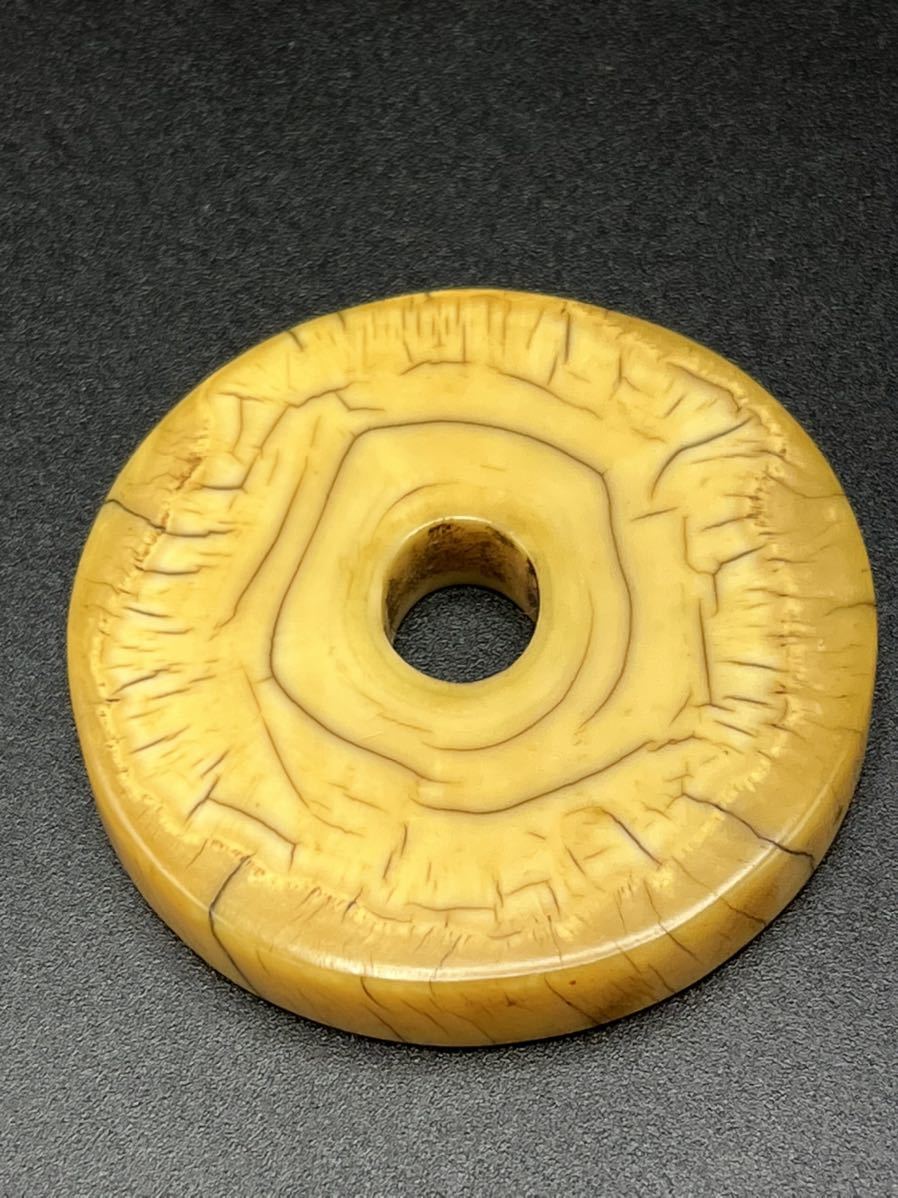 ウニコール 饅頭根付 彫刻 提げ物 置物 時代 根付 ウニコール 提げ物