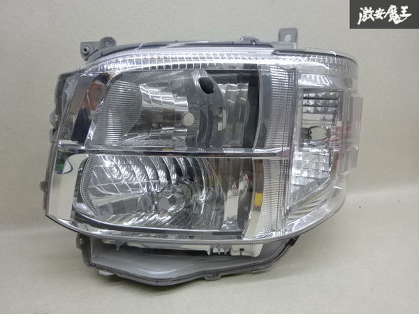 売り切り トヨタ 純正 200系 ハイエース 3型 HID ヘッドライト ランプ 