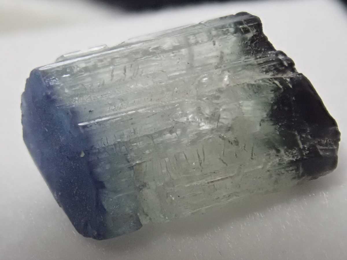 トルマリン リチア電気石 天然石 バイカラートルマリン 鉱物