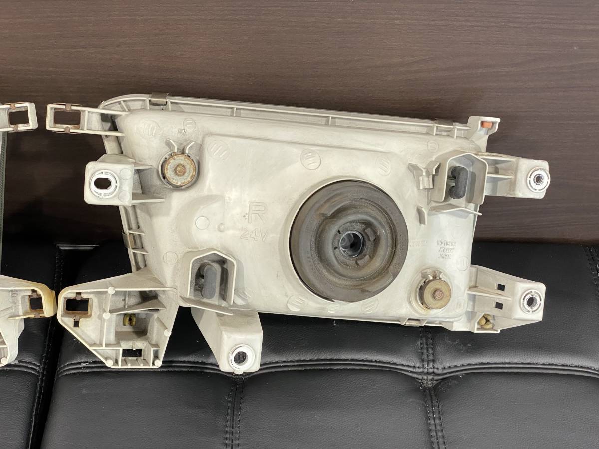 中古 ハイラックスサーフ185後期 純正ヘッドライト 左右セット ヘッド