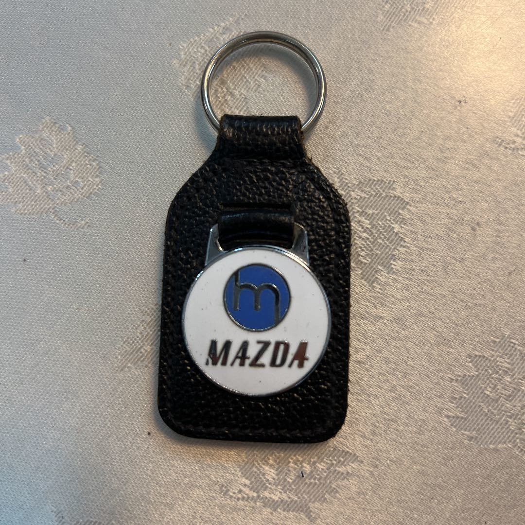 MAZDA マツダ キーホルダー 旧ロゴ 高級レザーキーホルダー 70年代 