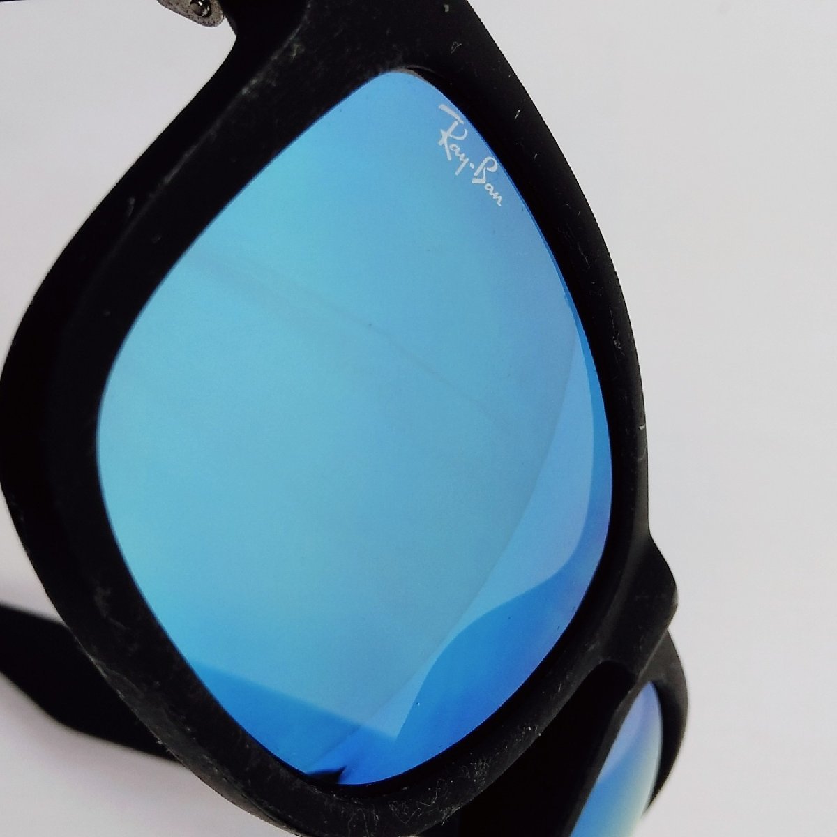 レイバン ジャスティン ブルーミラー がこの価格より Ray-Ban 